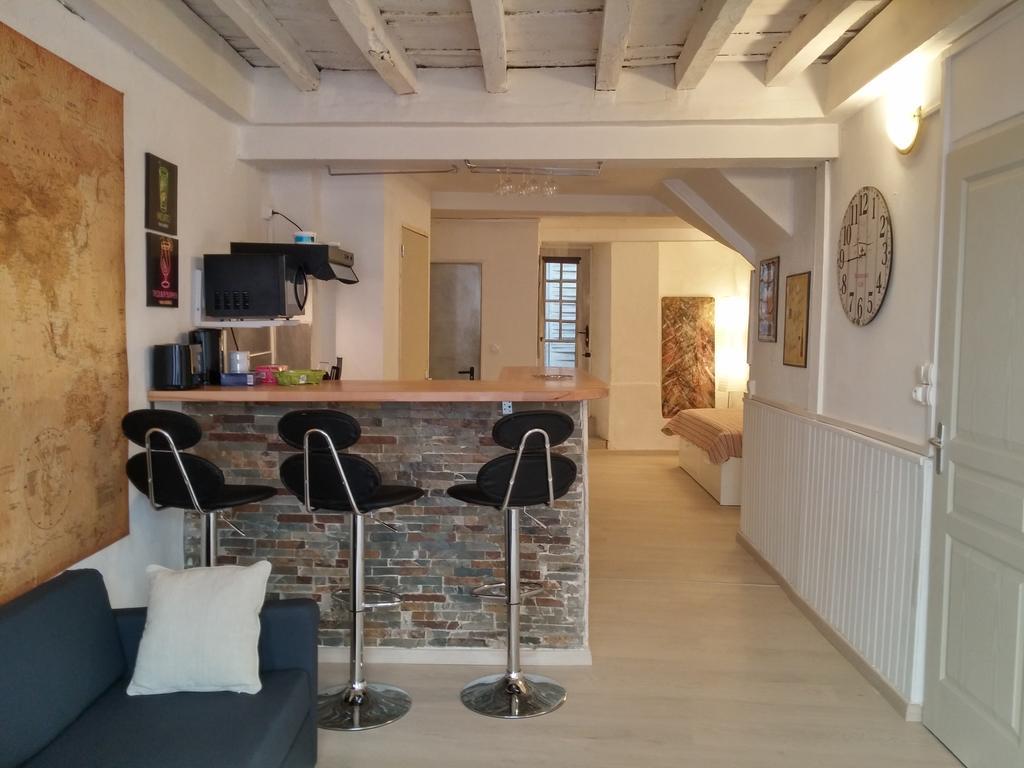 Cote Pont Vieux-self Check-in Carcassonne
